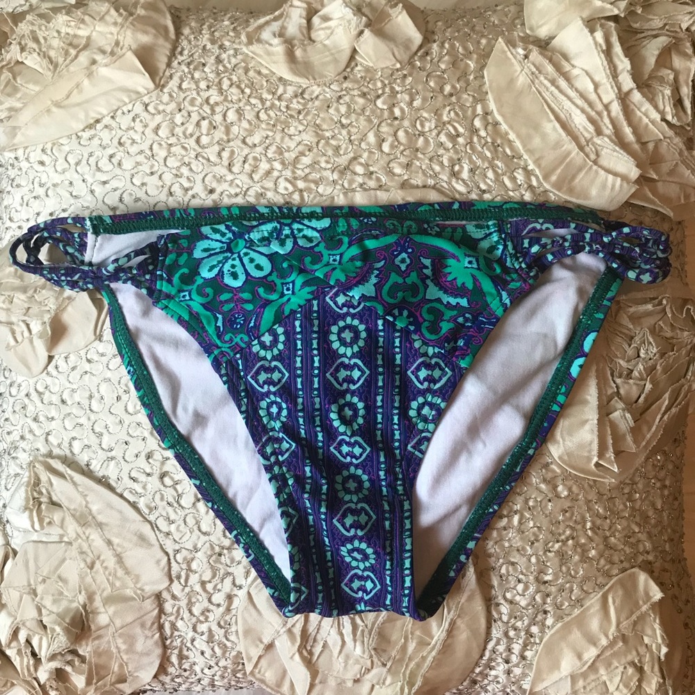 O’Neill Floral Print Bikini Swim Suit Bottom Size S
